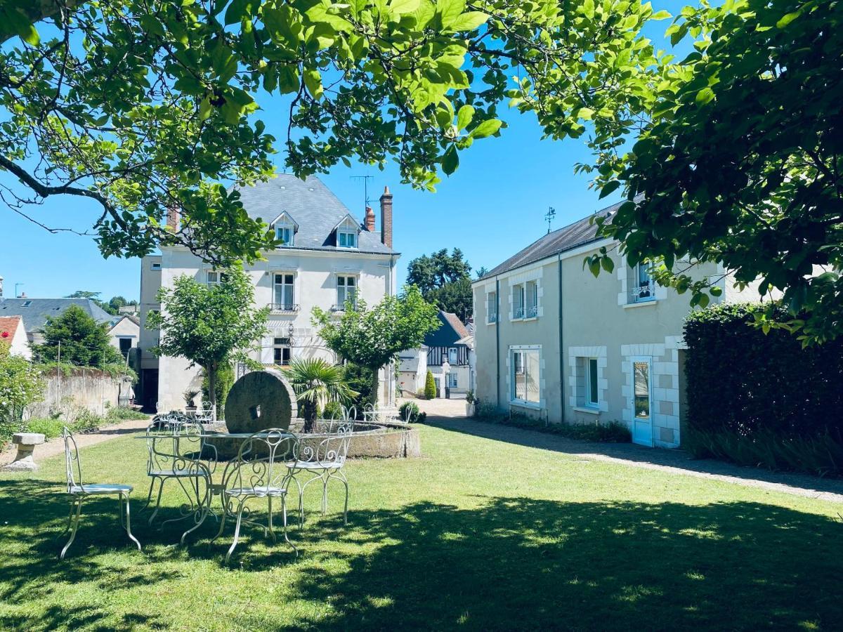 ホテル Manoir Du Parc (Adults Only) アンボワーズ エクステリア 写真